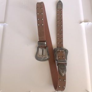 Double - Buckled brown belt